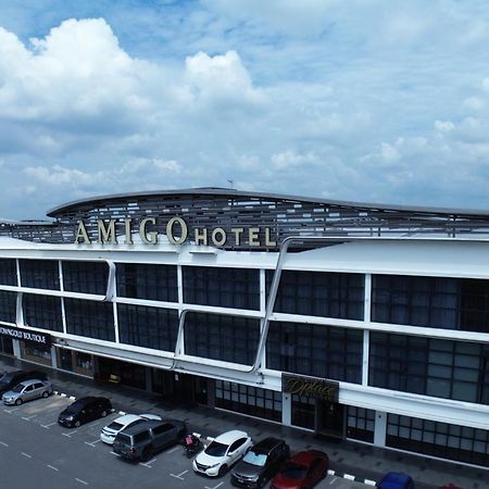 Amigo Hotel Bintulu Exterior foto